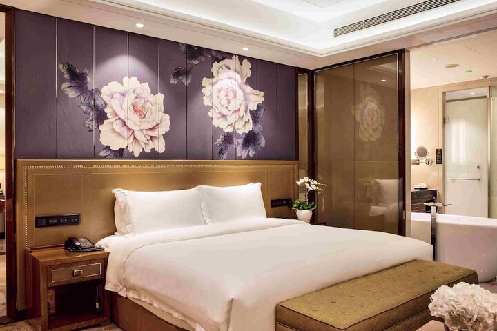 Room 6 of 57