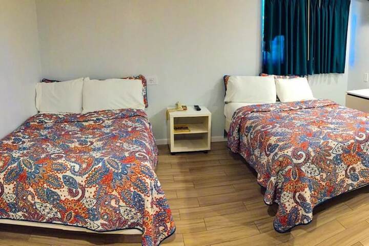 Room 11 of 43