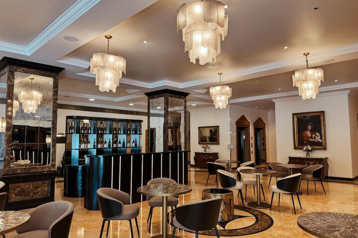 Hotel Lobby