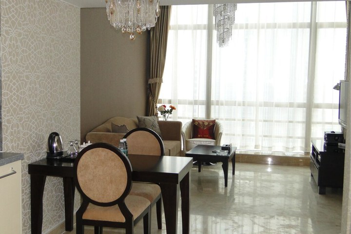 Room 12 of 72