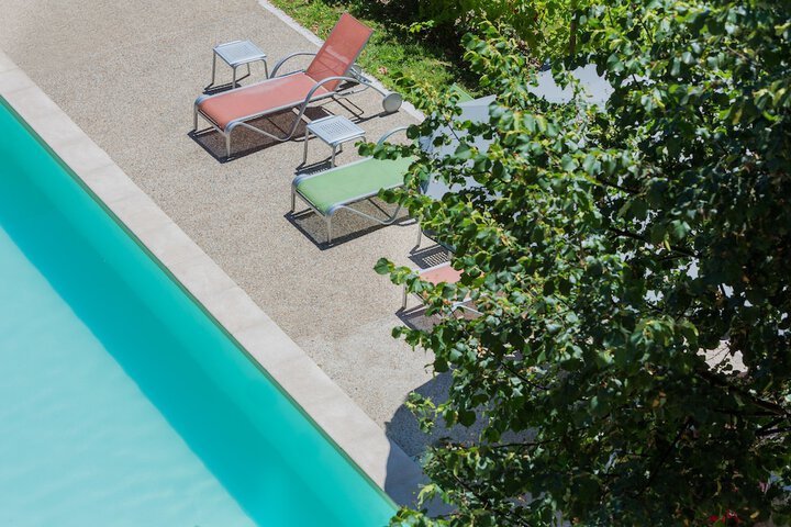 Pool 37 of 76