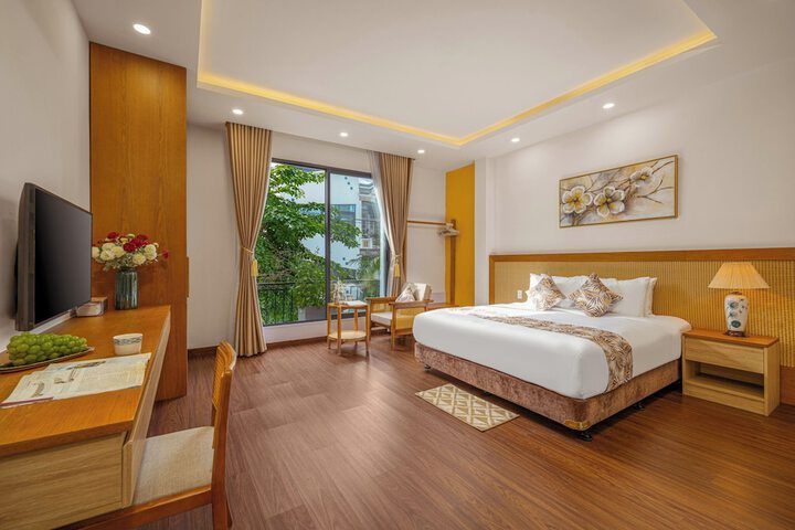 Room 5 of 37