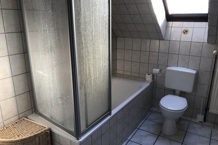Room 110 of 117