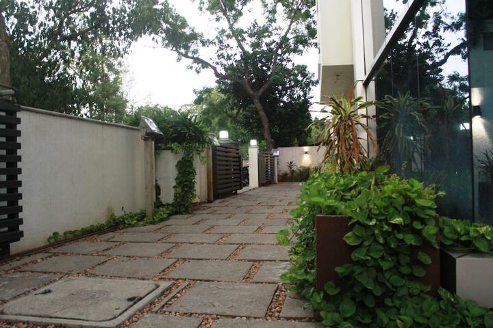Property Grounds 19 of 35