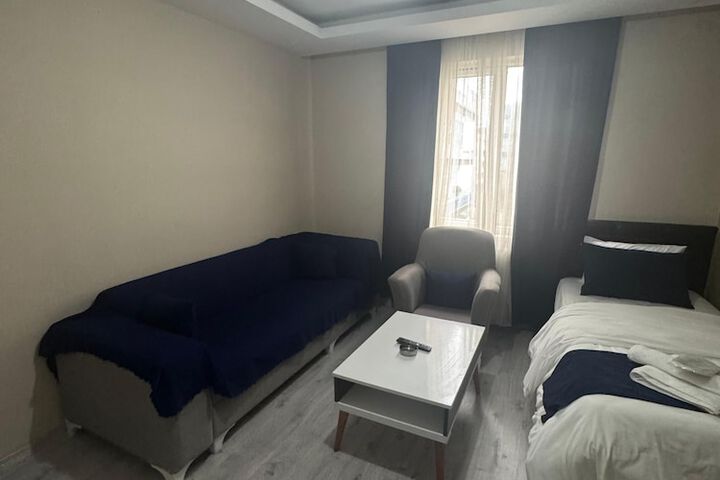 Room 11 of 49