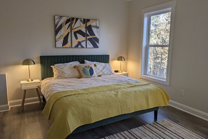 Room 4 of 26