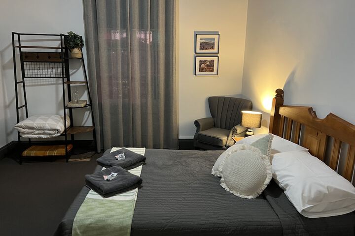 Room 3 of 9