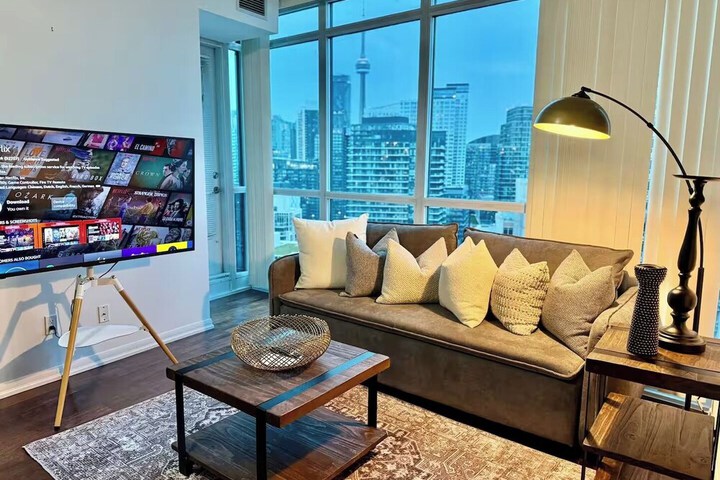 Room 8 of 21