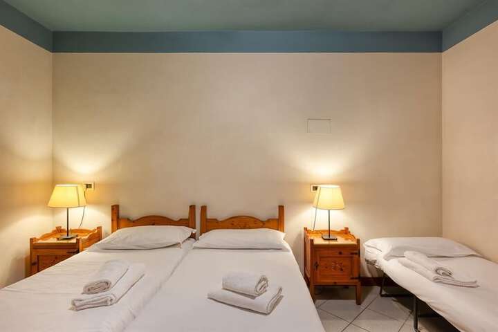 Room 27 of 112