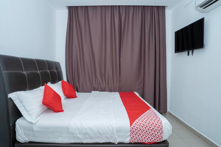 Room 33 of 34