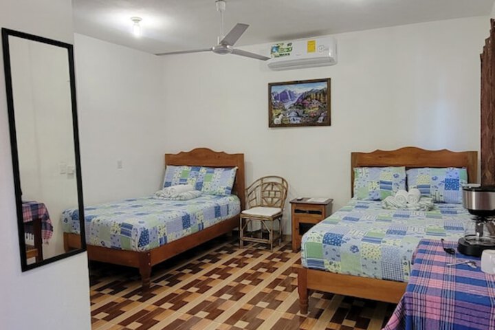 Room 8 of 28