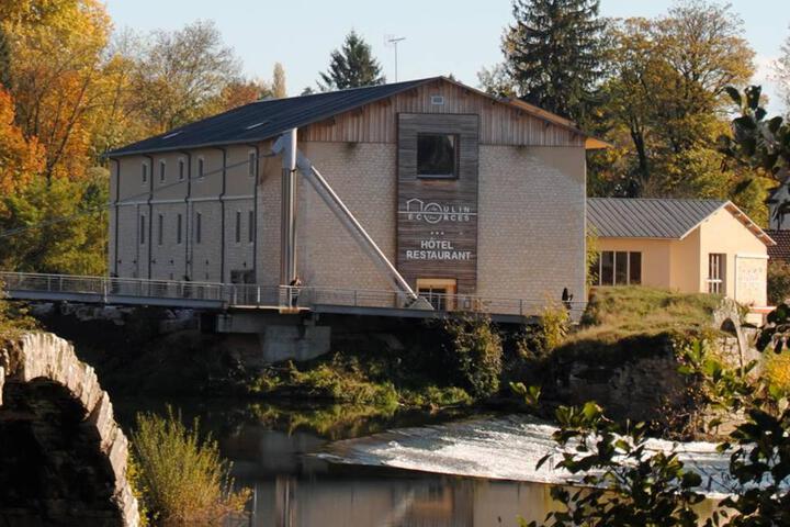 Au Moulin des Ecorces