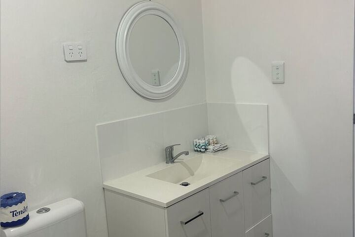 Room 92 of 105