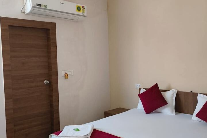 Room 16 of 20
