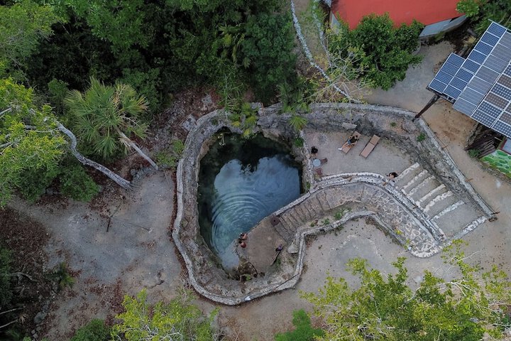 Pool 61 of 103