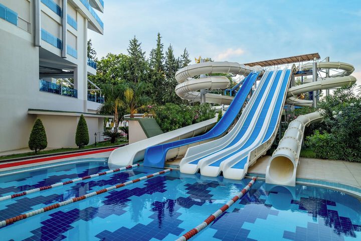 Pool 33 of 138