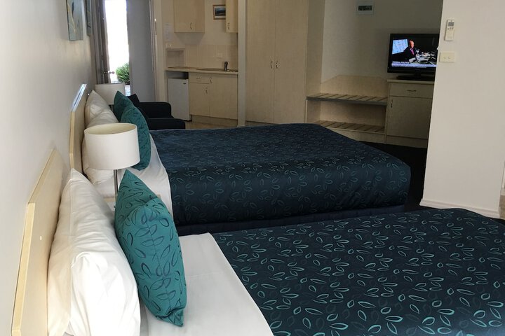 Room 12 of 39