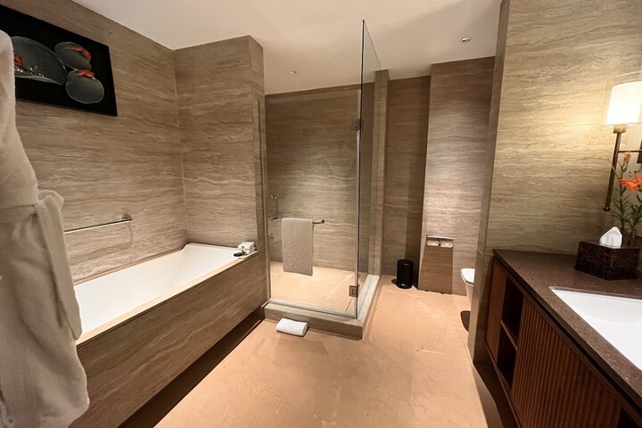 Room 19 of 30
