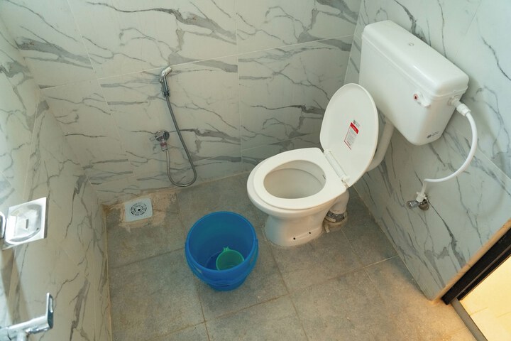 Room 16 of 17