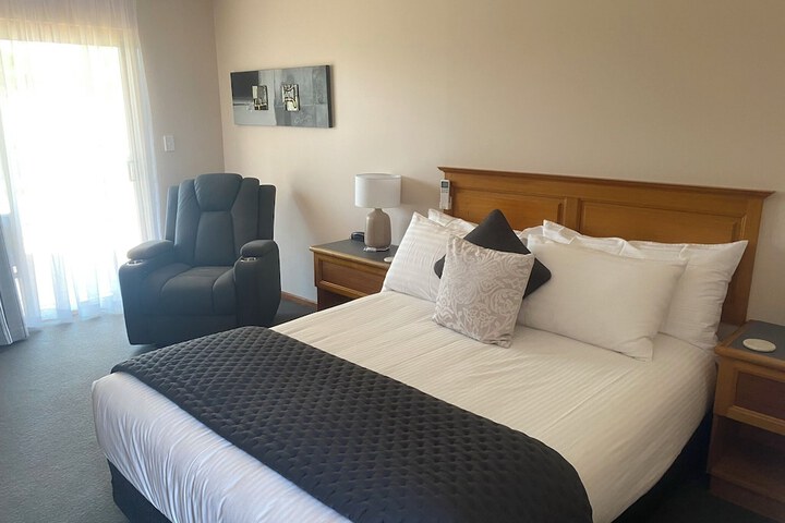 Room 29 of 68