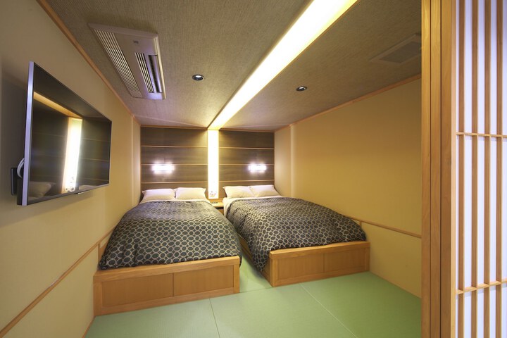 Room 22 of 114