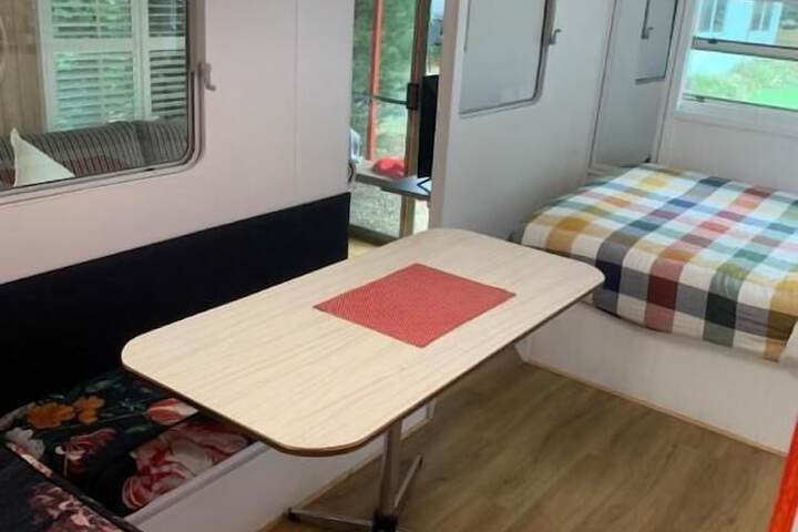 Room 2 of 135