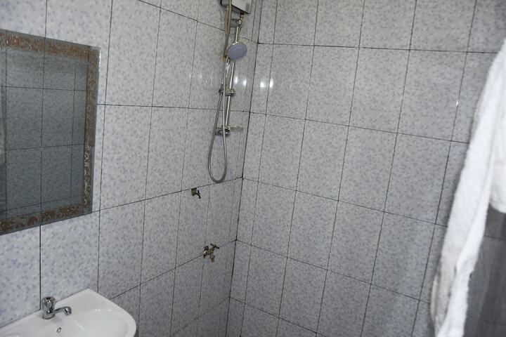 Room 34 of 53