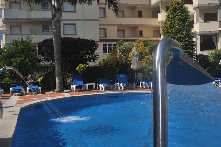 Pool 14 of 45