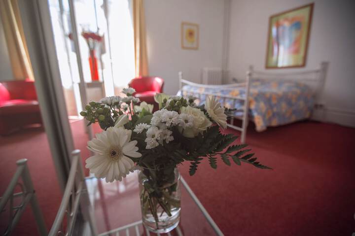 Room 5 of 34