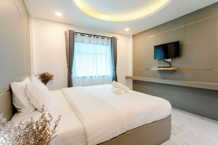 Room 38 of 154