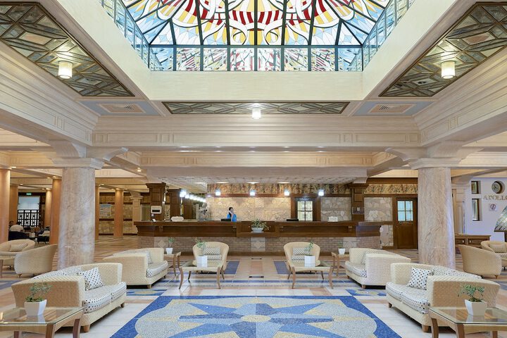 Lobby Entry