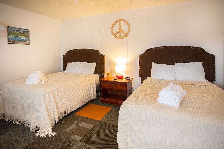 Room 25 of 114