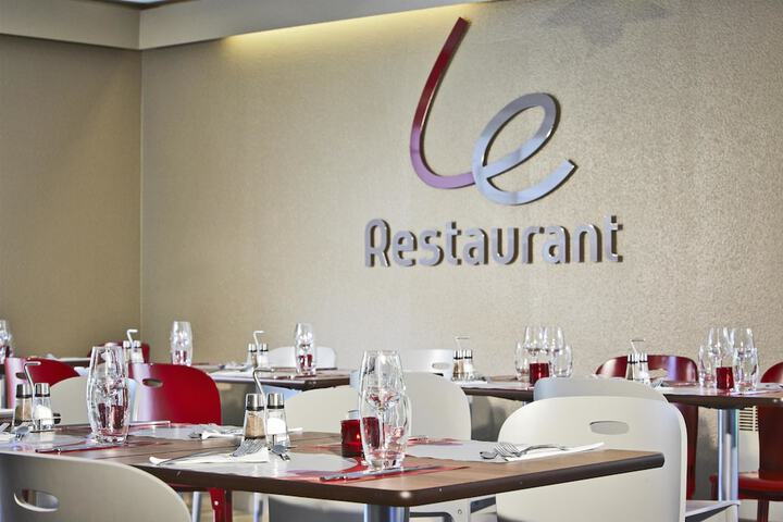 Dining Photos