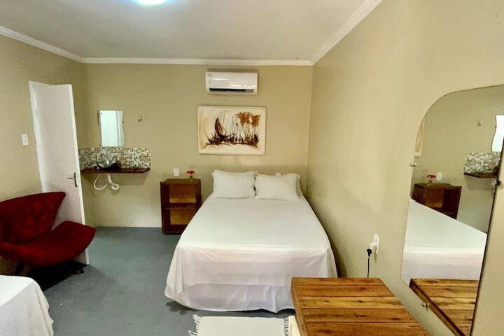 Room 16 of 72