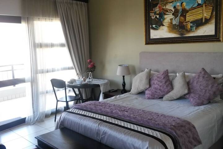 Room 10 of 97