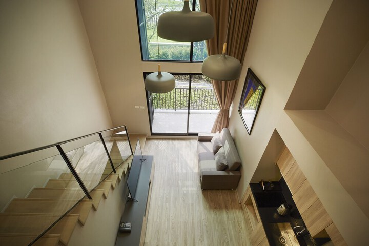 Room 25 of 40