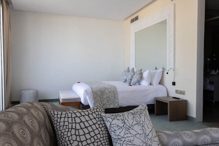 Room 8 of 51