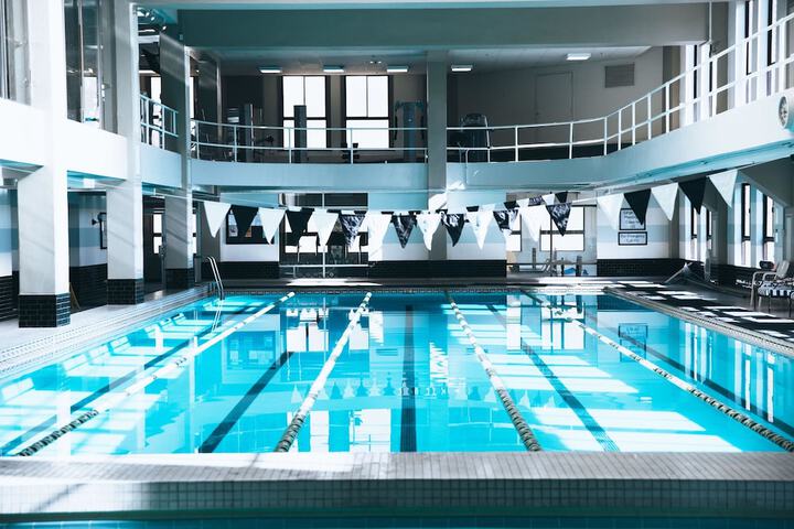 Pool Hotel