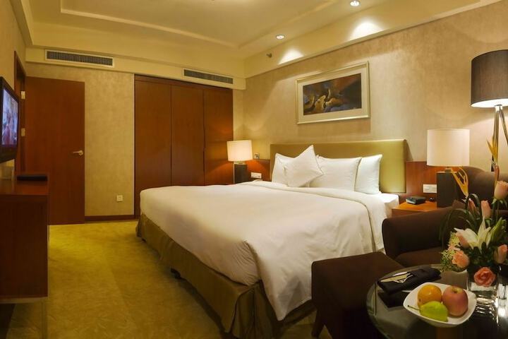 Room 7 of 22