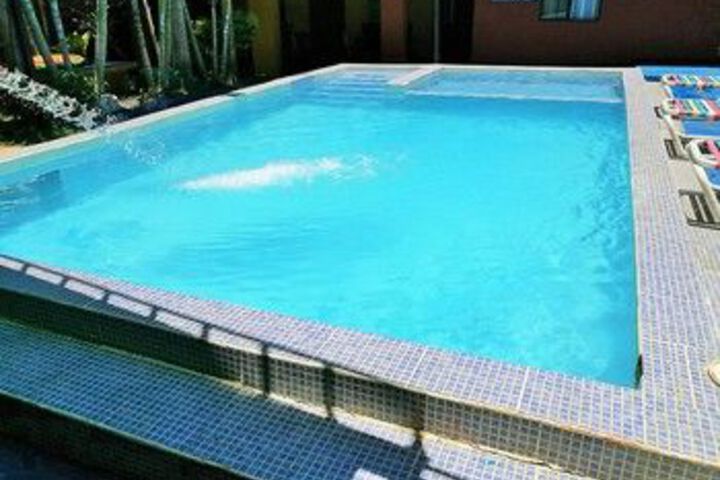 Pool 63 of 71