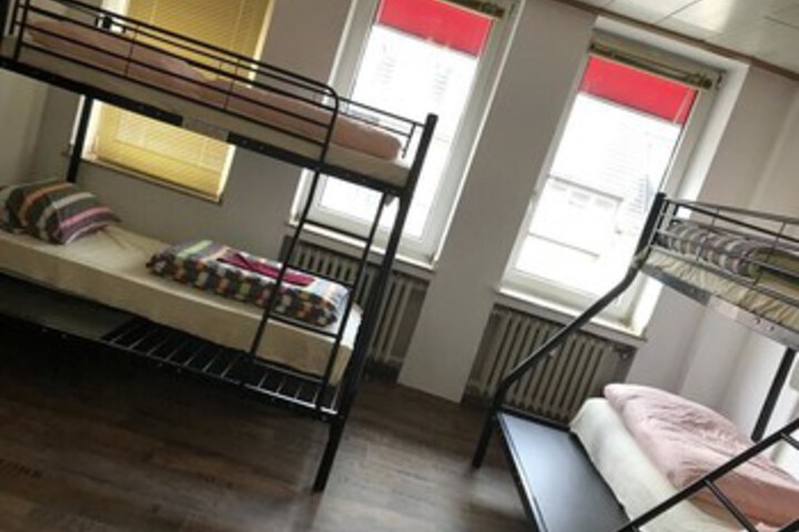 Room 13 of 26