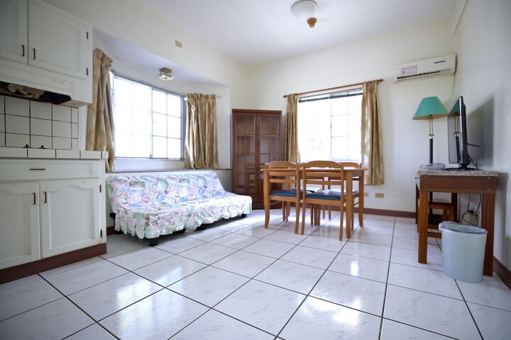Room 27 of 51