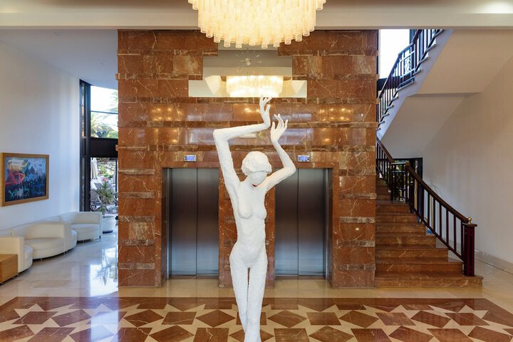 Hotel 2 of 60