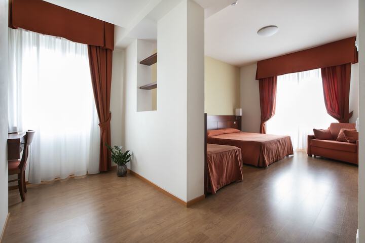 Room 13 of 49