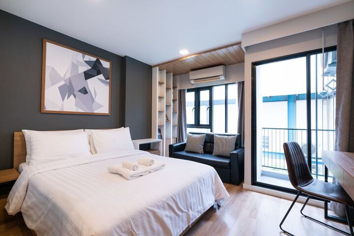 Room 5 of 31