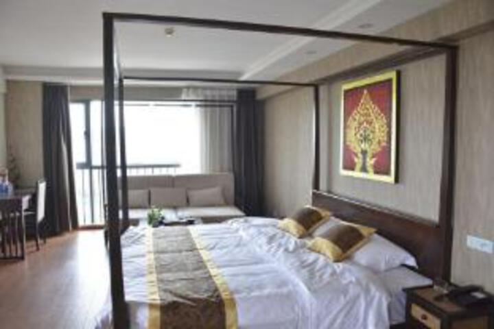 Room 22 of 23