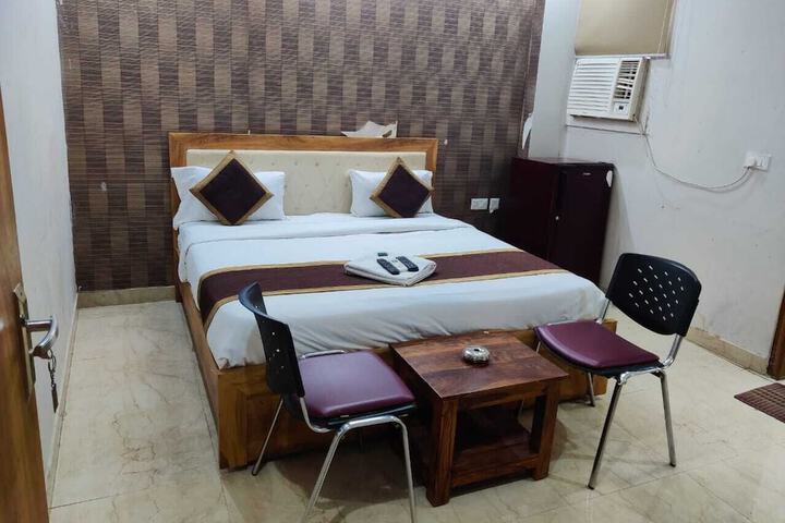 Room 20 of 31