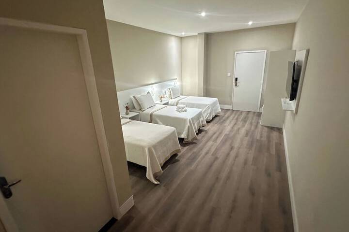 Room 6 of 22