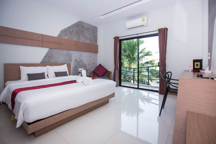 Room 10 of 53