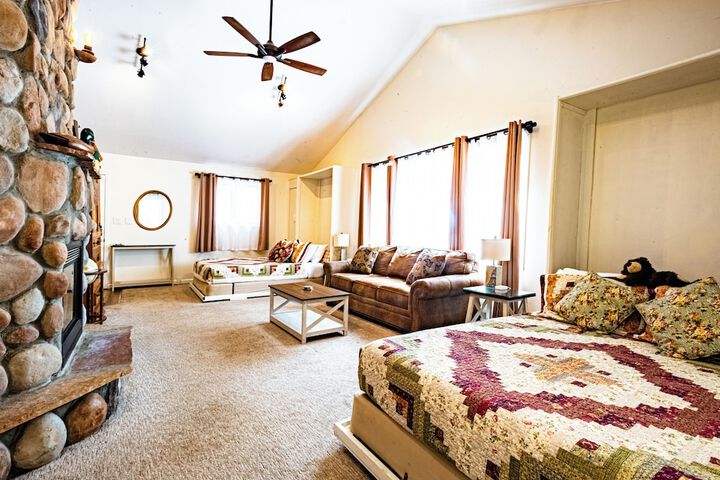 Room 44 of 156